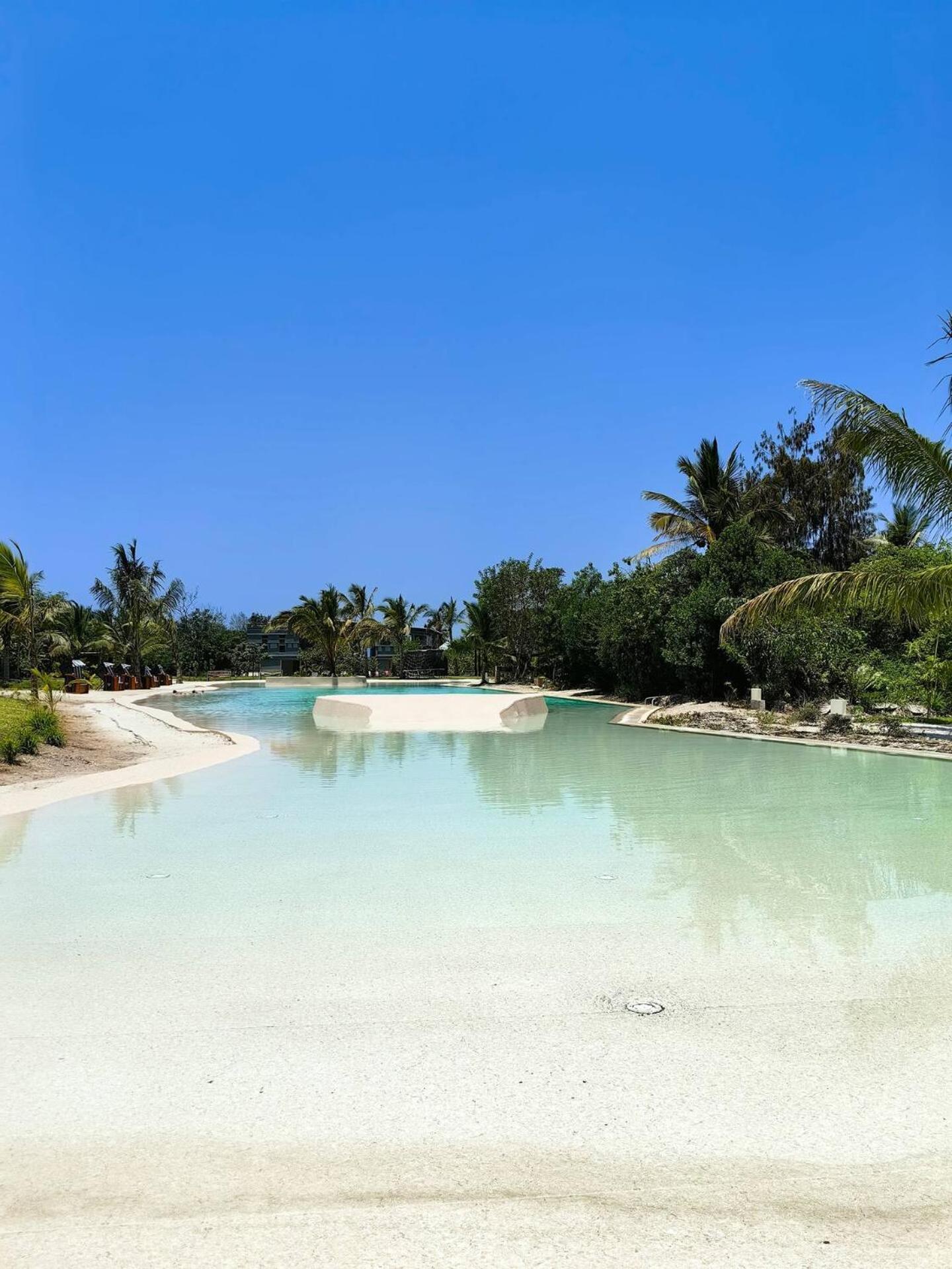 In Africa, Seaside Serenity At Apartment Paje
